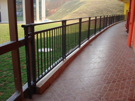 鋅鋼護欄生產廠家那個專業