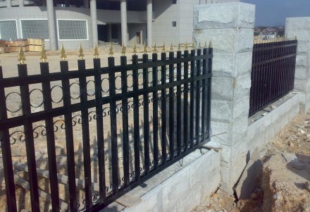 訂做別墅護(hù)院圍欄B09圍欄